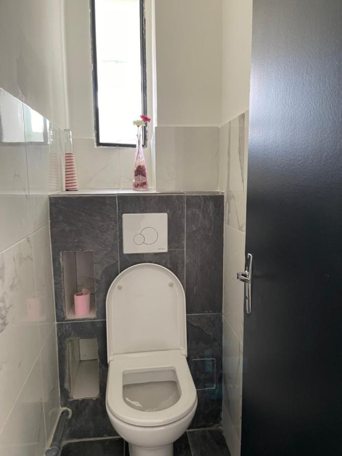 Apartamento Magnifique T3 Quartier Pres D'Arenes Tram Au Pied De L'Immeuble Montpellier Exterior foto